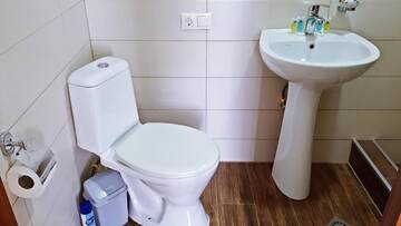 Фото номера Двухместный номер Делюкс с 1 кроватью или 2 отдельными кроватями, вид на сад Гостевой дом KISI HOUSE г. Kisiskhevi 8